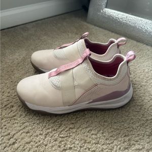 Clove Nurse Clara Japanese Cherry Blossom shoes size 10